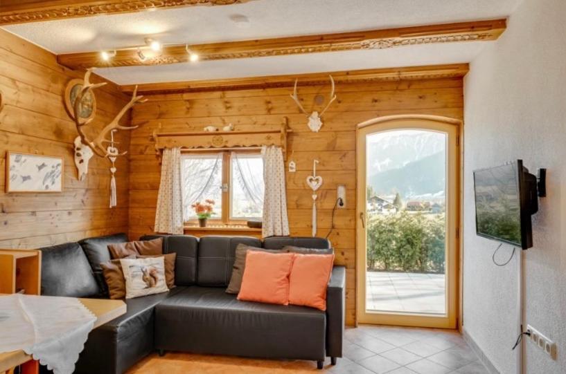 Ferienhaus Veronika Mit 2000Qm Garten Und Bergblick Unterammergau Exteriér fotografie